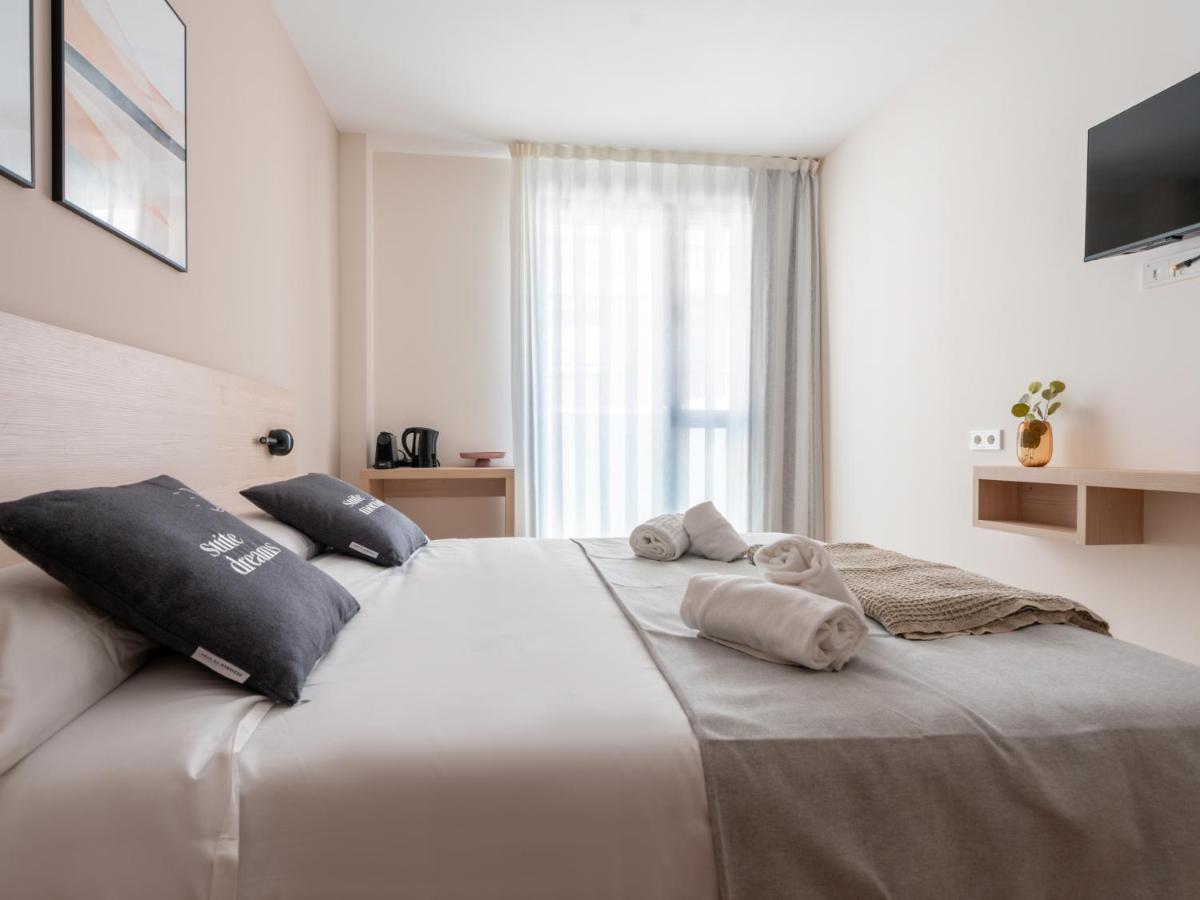 Limehome Barcelona Carrer De Besalu 82 Exterior photo