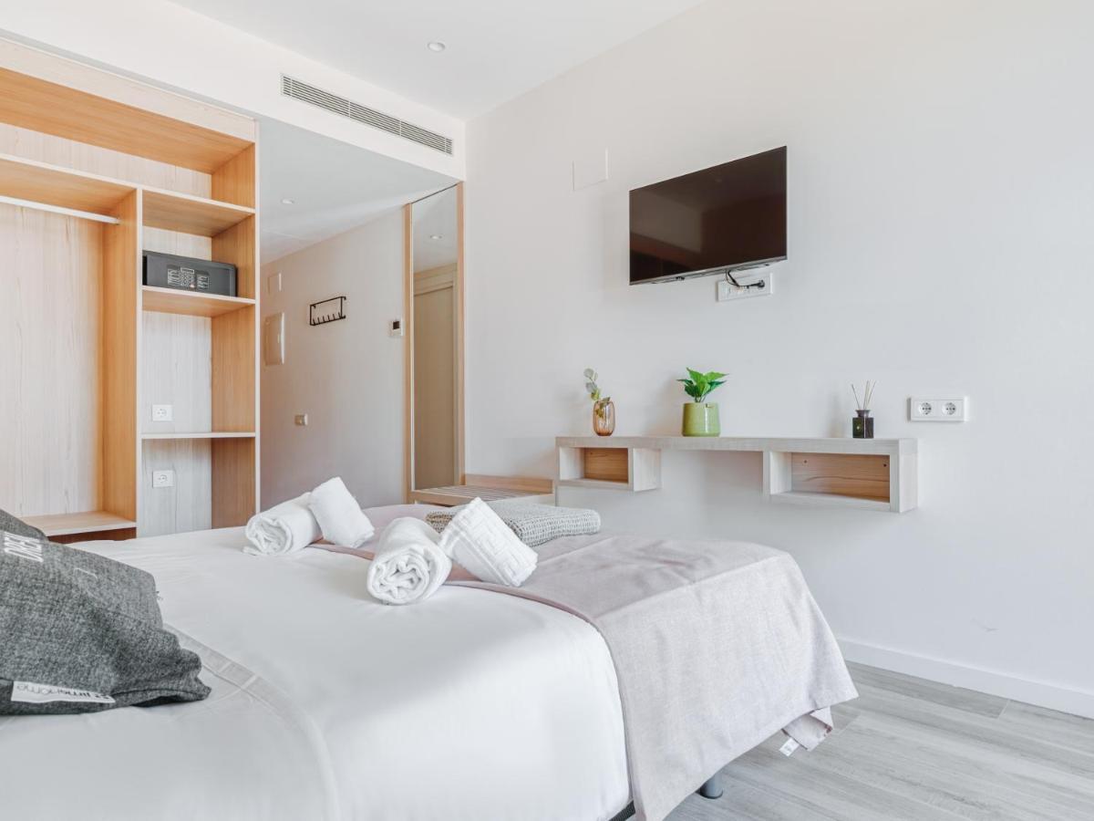 Limehome Barcelona Carrer De Besalu 82 Exterior photo